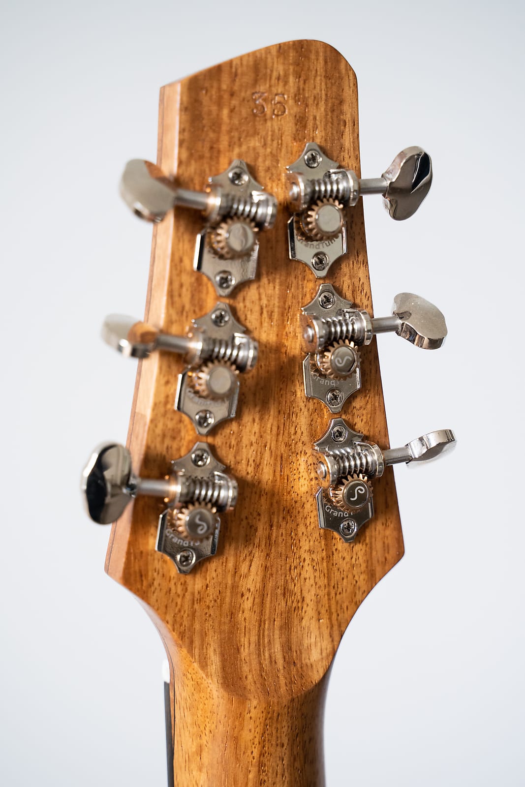 Jon Parsons guitars Tasmania Jedistar